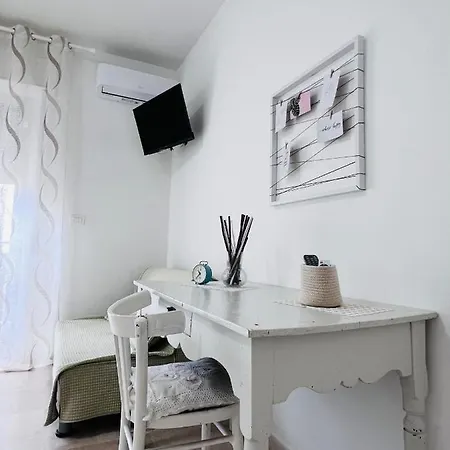 Oda ve Kahvaltı Stella Dei Venti 3*